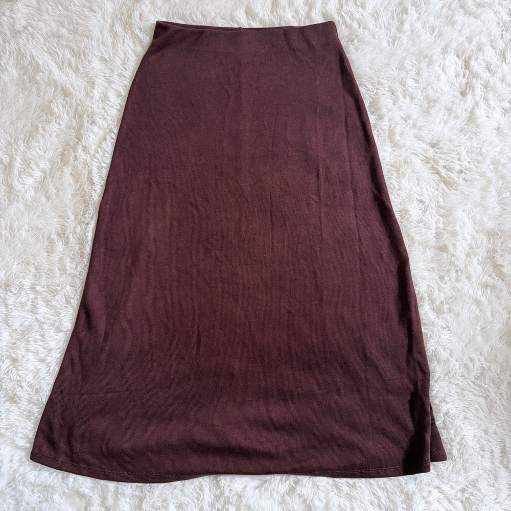 Zara High Waisted Soft Midi Skirt with Elastic Waist and Flared Hem Size M